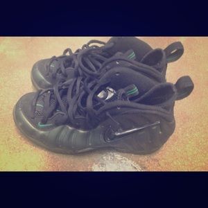 Nike foamposite pine green